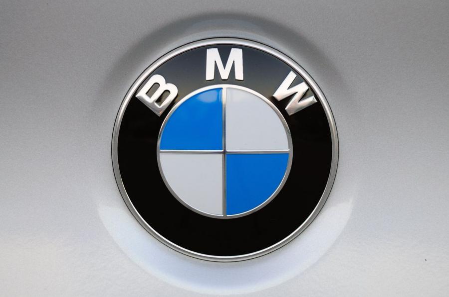  BMW 550i 2011 года  (фото 33 из 51)